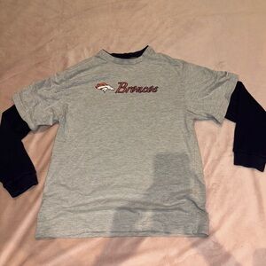 Woman’s XL Broncos double layer t shirt